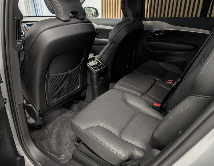 Volvo XC90 Ostatní 2,0 l 335 kw