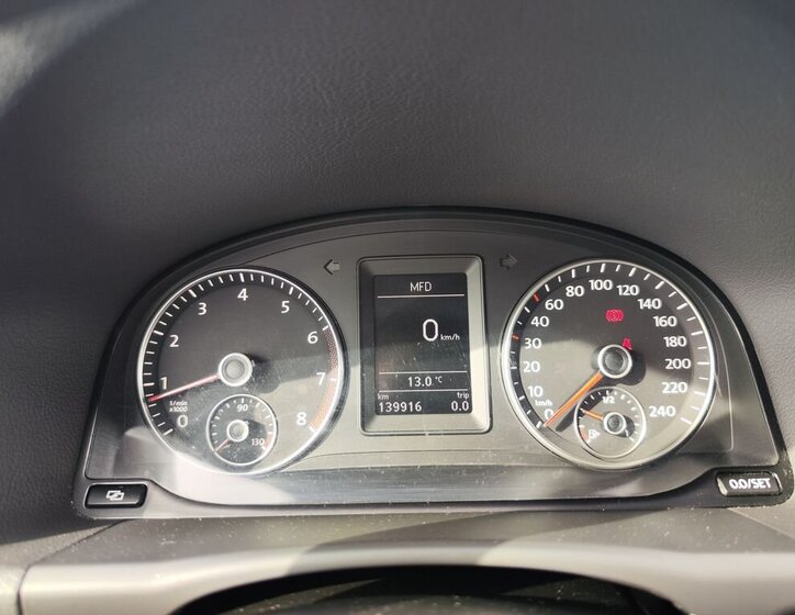 Volkswagen Touran MPV 1,2 l 77 kw