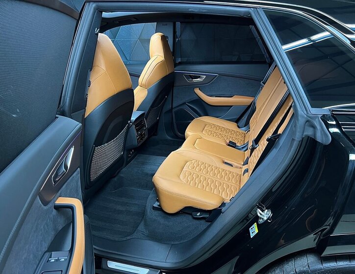 Audi RS Q8 SUV / Terénní 4,0 l 471 kw