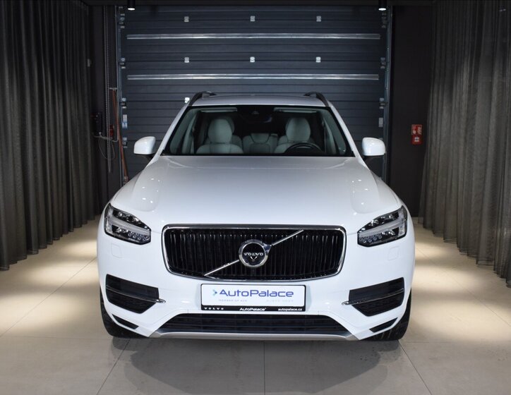 Volvo XC90 SUV 2,0 l 173 kw