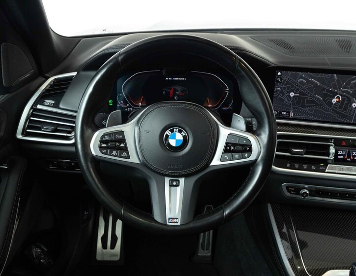 BMW X5 SUV / Terénní 4,4 l 390 kw