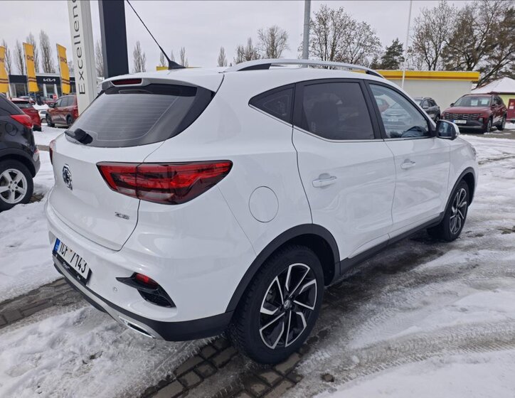 MG ZS SUV 1,5 l 78 kw