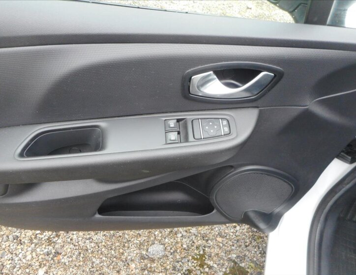 Renault Clio Hatchback 898,0 56 kw