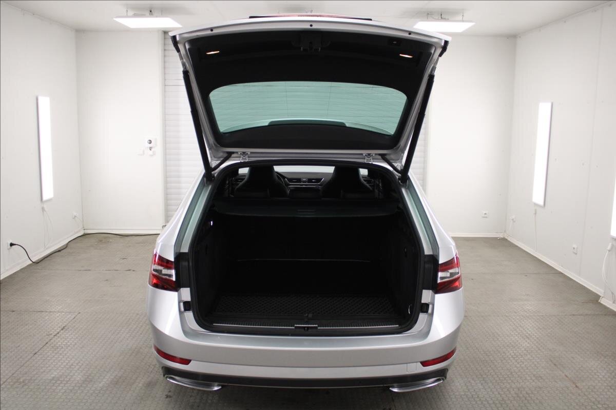 Škoda Superb Kombi 2,0 l 110 kw
