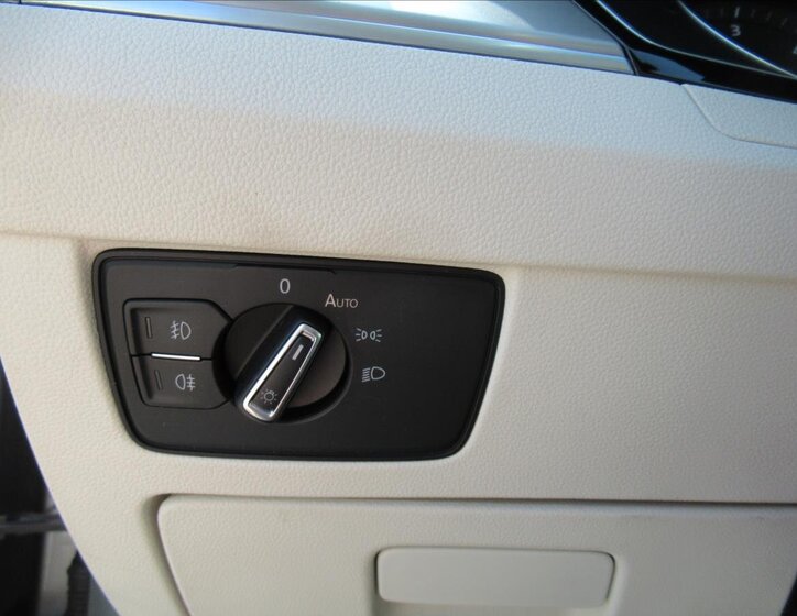 Volkswagen Passat 16