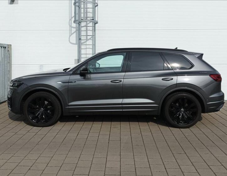 Volkswagen Touareg 6