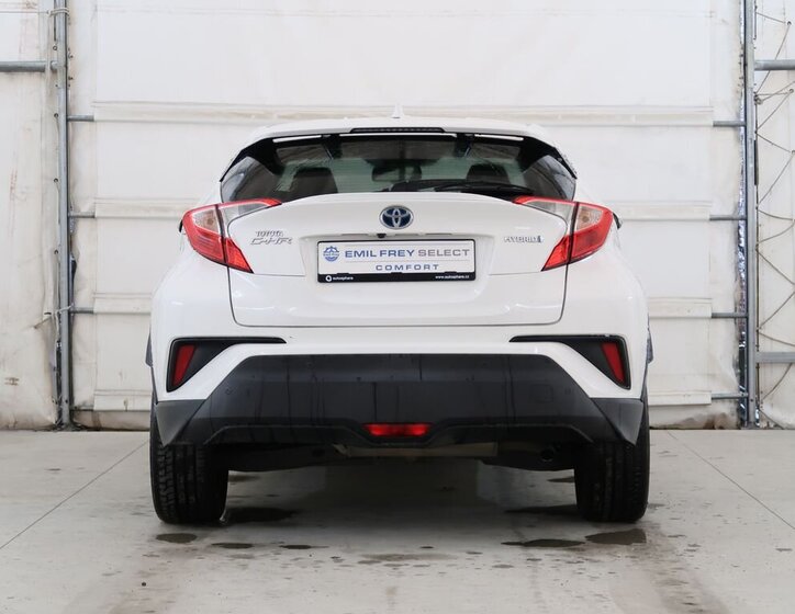 Toyota C-HR SUV 1,8 l 72 kw