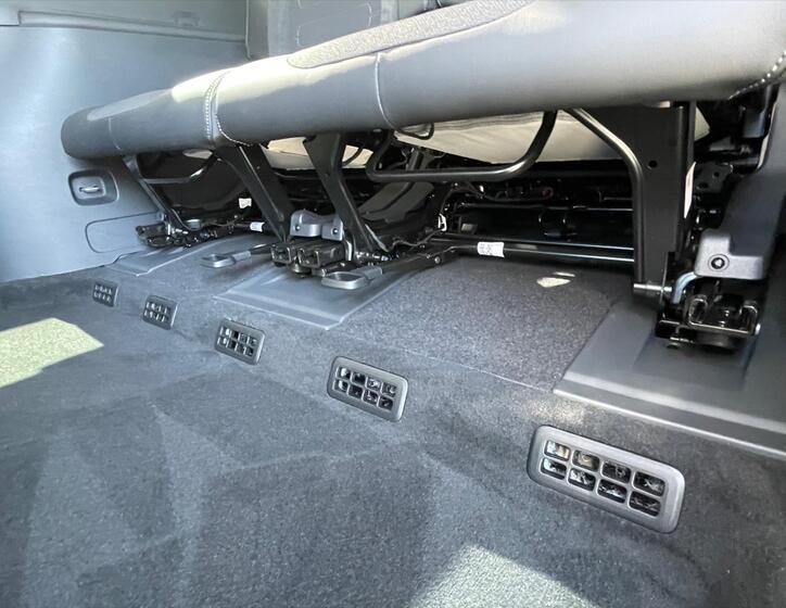 Volkswagen ID.Buzz 41