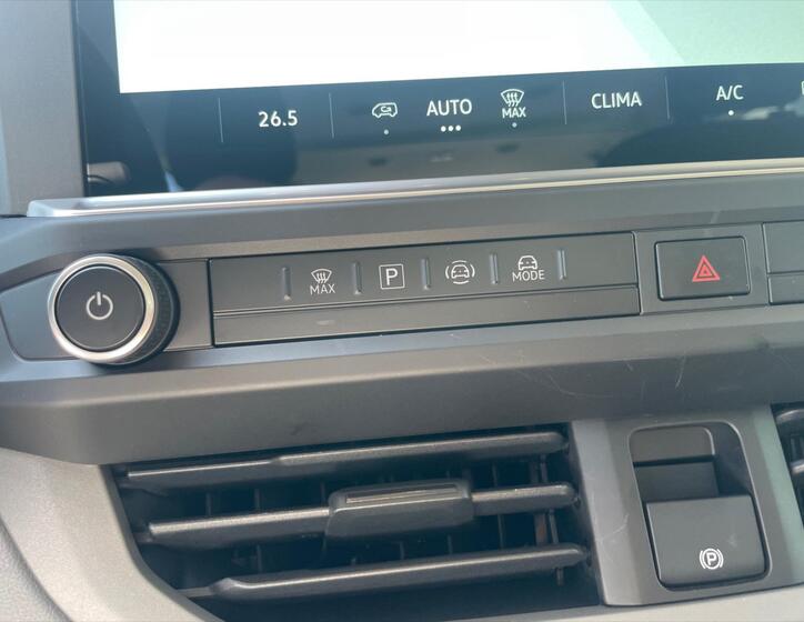 Volkswagen Caravelle 12