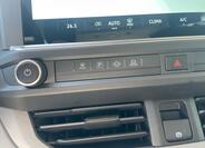 Volkswagen Caravelle 12