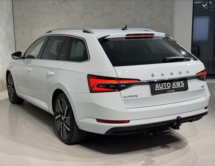 Škoda Superb Kombi 1,4 l 160 kw