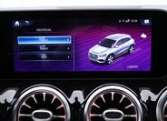 Mercedes-Benz GLA 33