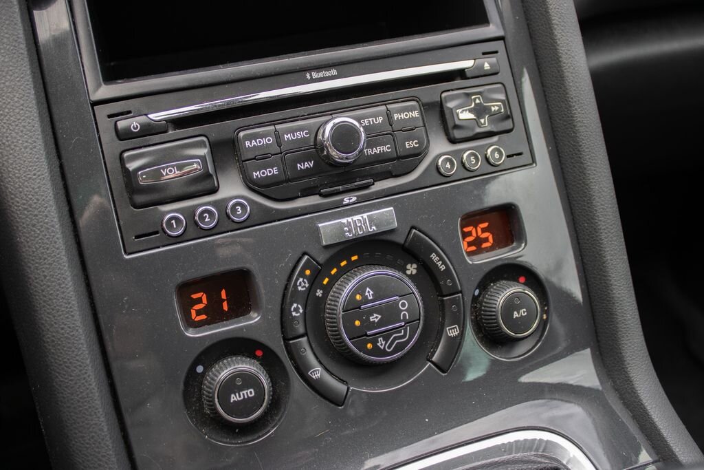 Peugeot 5008 SUV / Terénní 2,0 l 110 kw