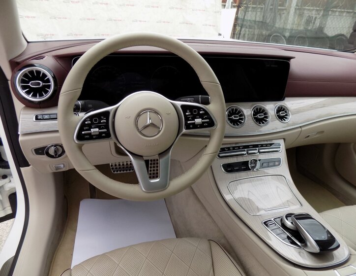 Mercedes-Benz Třídy E 24