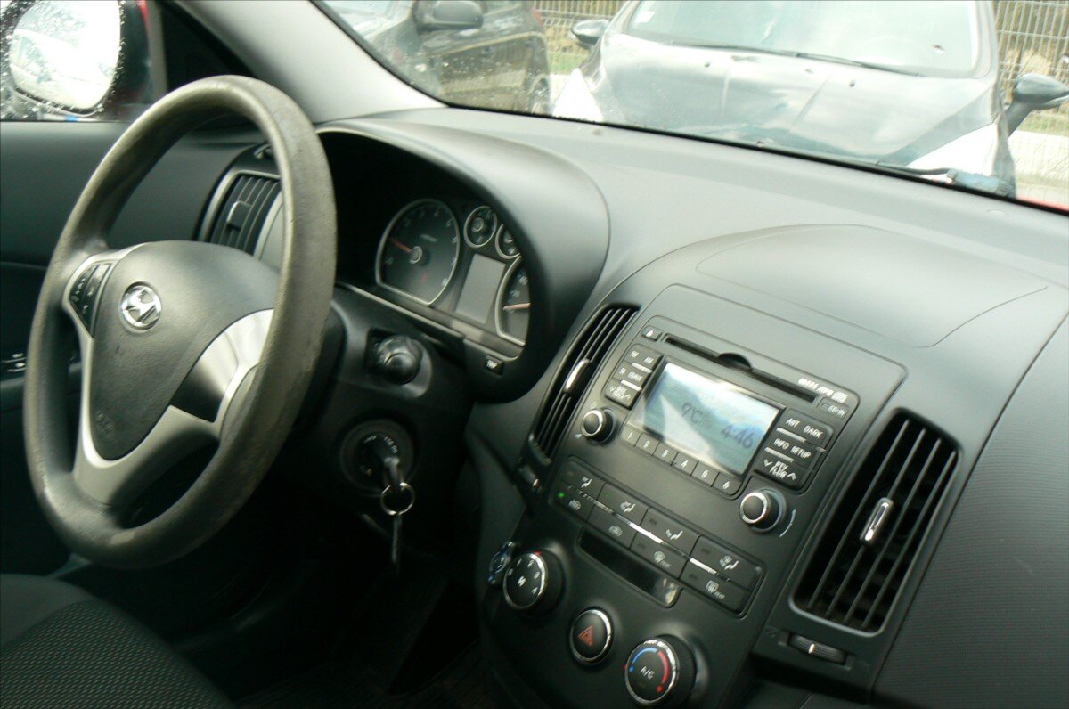 Hyundai i30 Kombi 1,6 l 92 kw