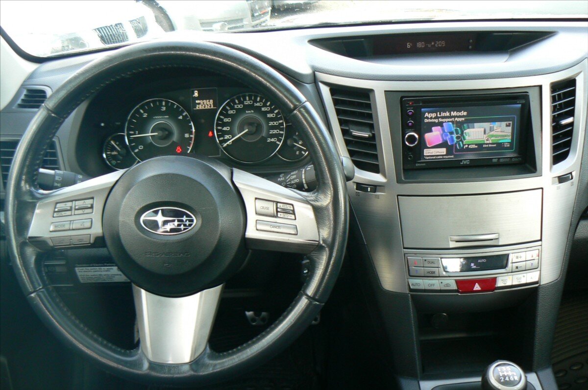 Subaru Legacy Kombi 2,0 l 110 kw