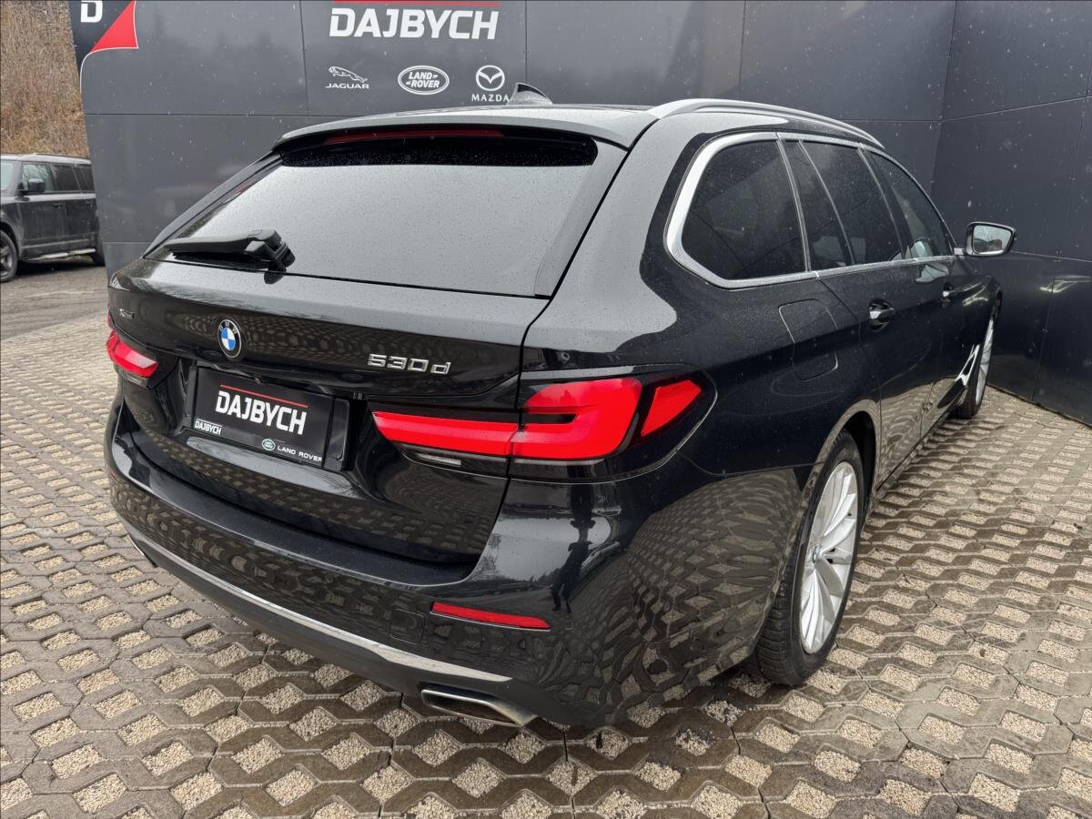 BMW Řada 5 Kombi 3,0 l 210 kw