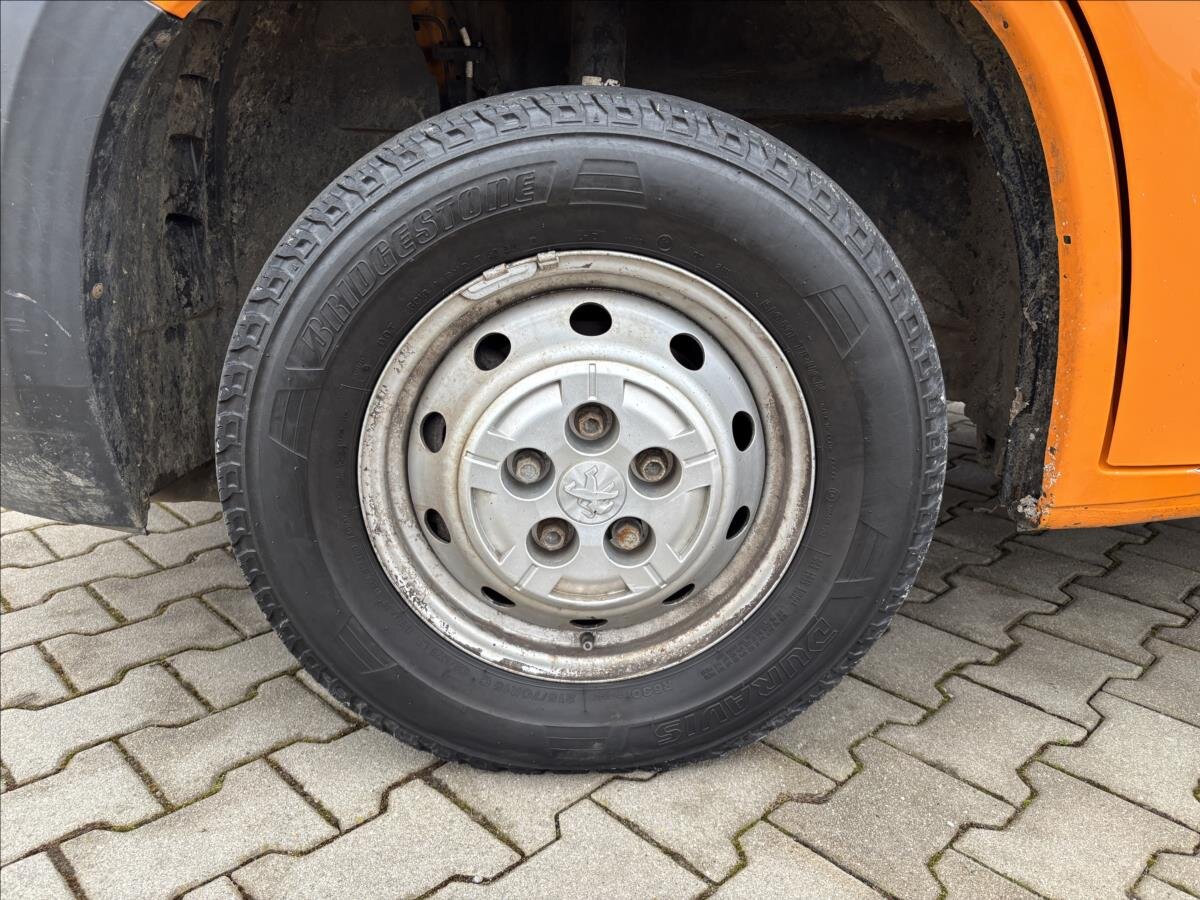 Peugeot Boxer Sklápěč 2,2 l 103 kw