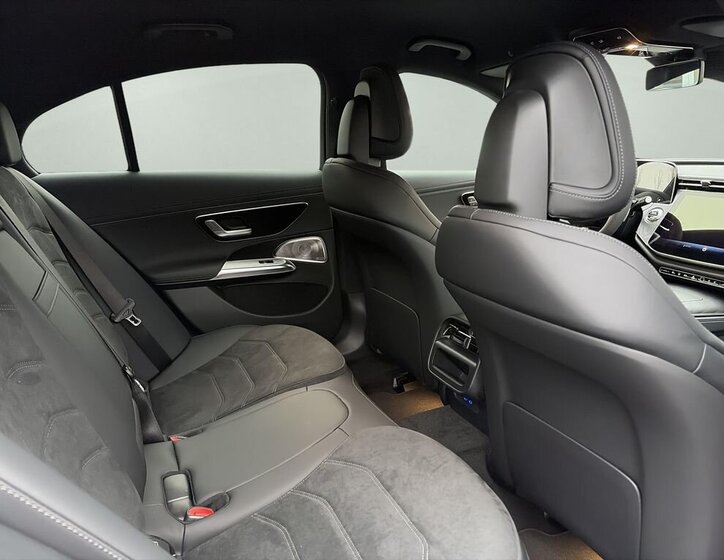 Mercedes-Benz Třídy E Sedan 2,0 l 145 kw