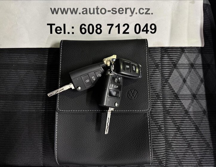 Volkswagen T-Roc MPV 2,0 l 110 kw