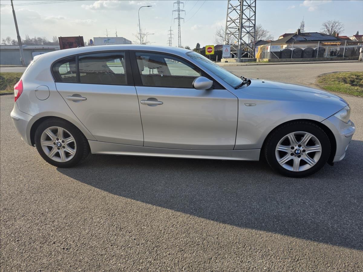 BMW Řada 1 Hatchback 2,0 l 90 kw