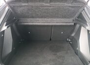 Peugeot 2008 SUV 1,2 l 96 kw