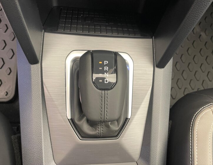 Volkswagen Amarok 10