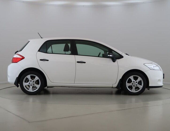 Toyota Auris Hatchback 1,6 l 97 kw