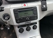 Volkswagen Passat Kombi 2,0 l 103 kw