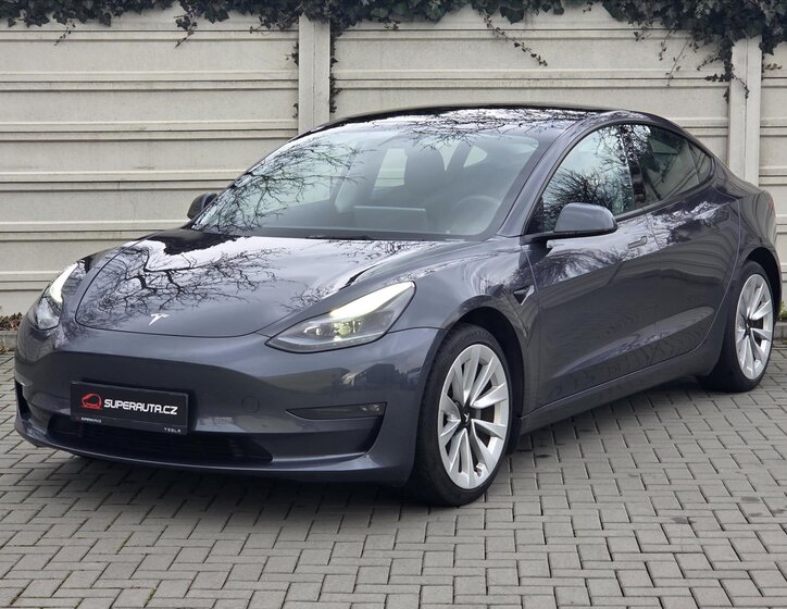 Tesla Model 3 3