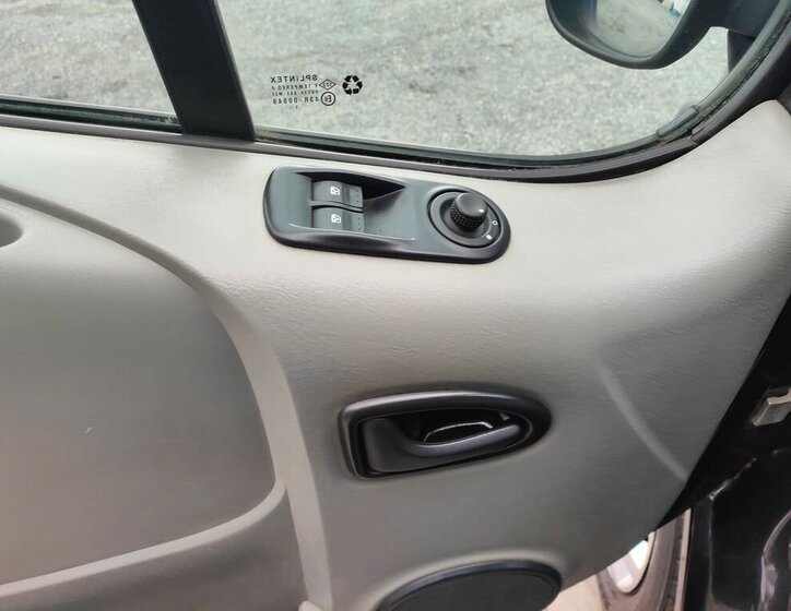 Renault Trafic Skříň 2,0 l 66 kw