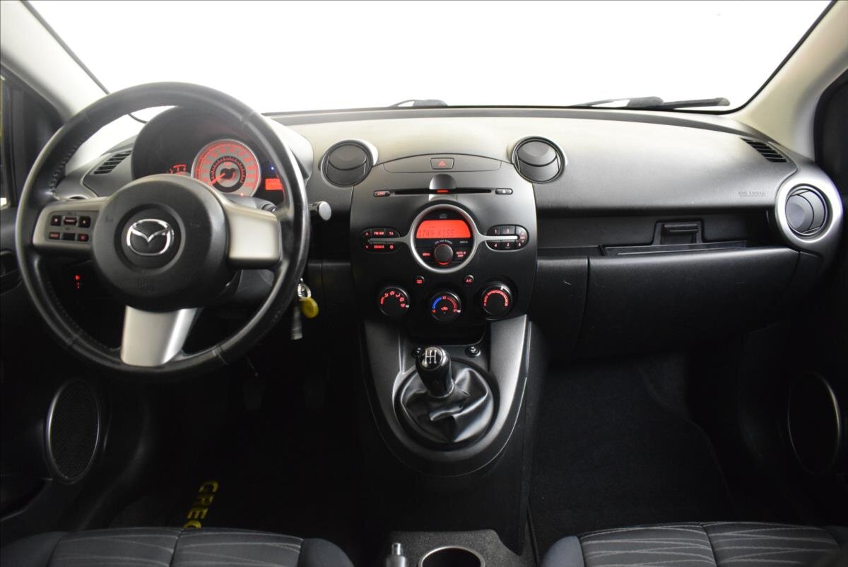 Mazda 2 Hatchback 1,4 l 50 kw