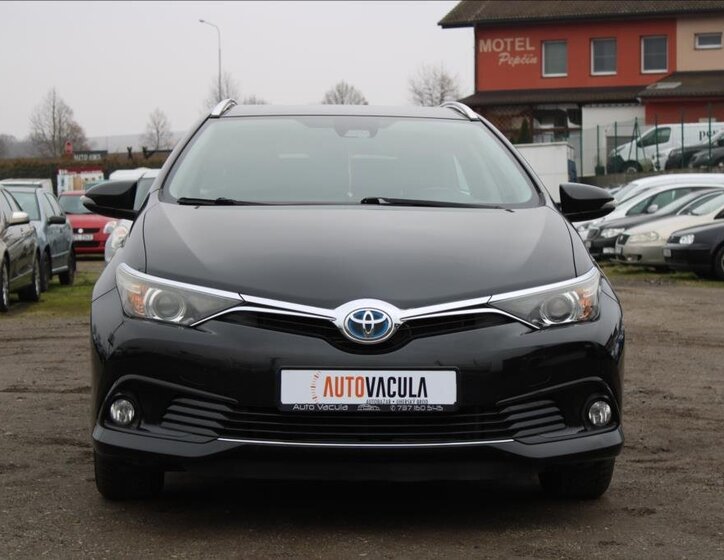 Toyota Auris 2