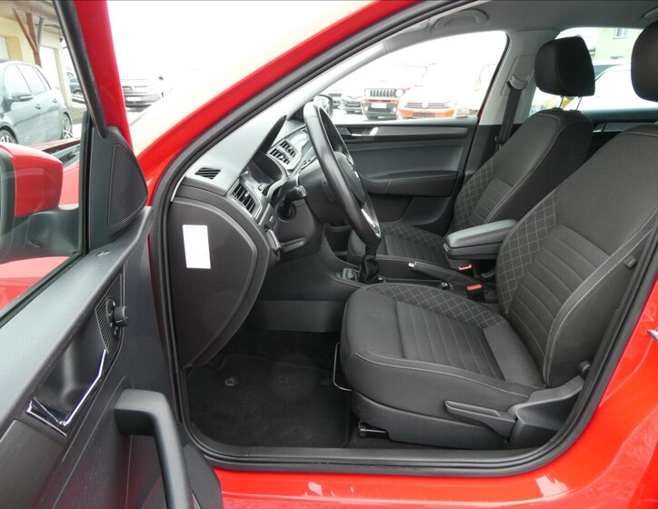 Škoda Rapid Sedan 999,0 81 kw