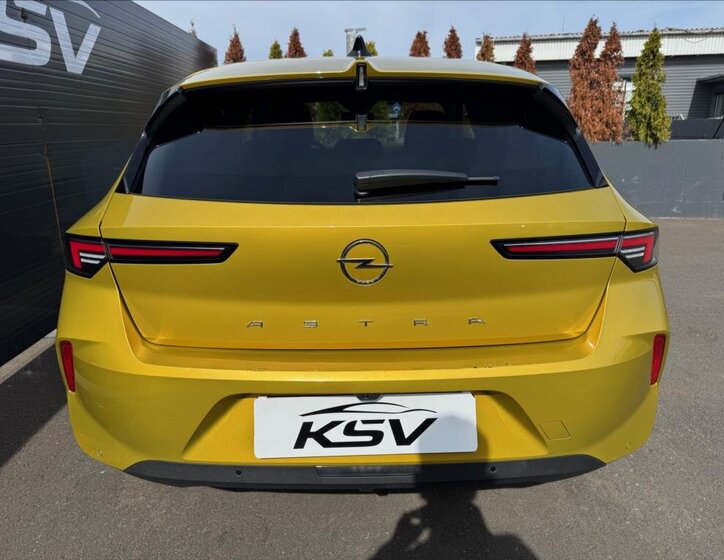 Opel Astra Hatchback 1,2 l 81 kw