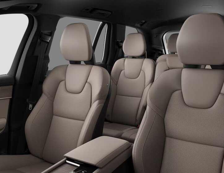 Volvo XC90 SUV / Terénní 2,0 l 184 kw