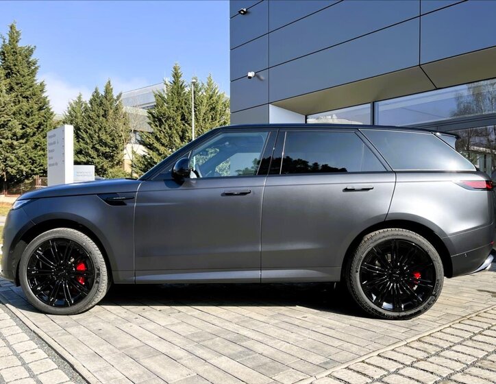 Land Rover Range Rover Sport SUV / Terénní 4,4 l 390 kw