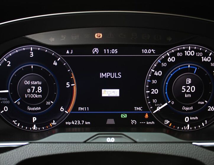 Volkswagen Passat 10