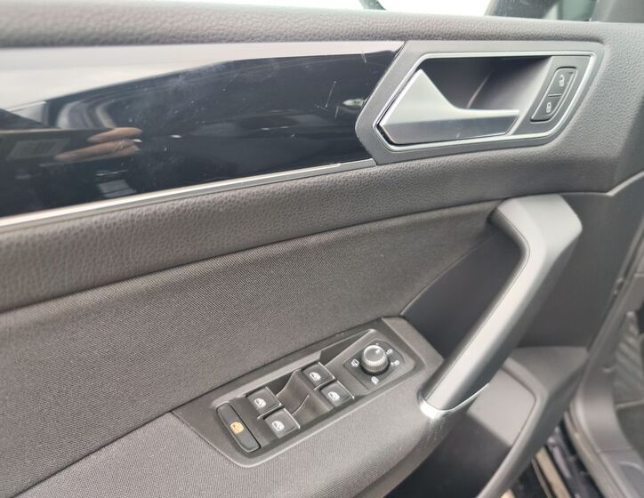 Volkswagen Touran 34