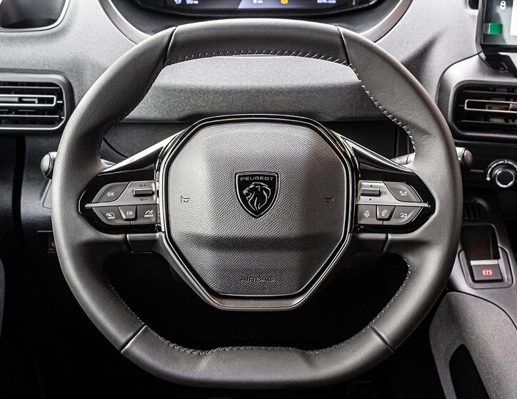 Peugeot Rifter MPV 1,5 l 96 kw