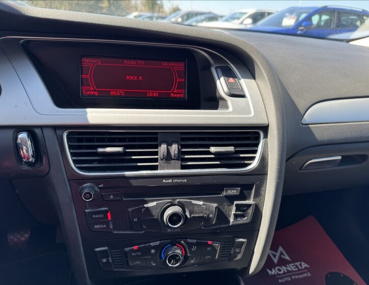 Audi A4 Kombi 2,0 l 105 kw