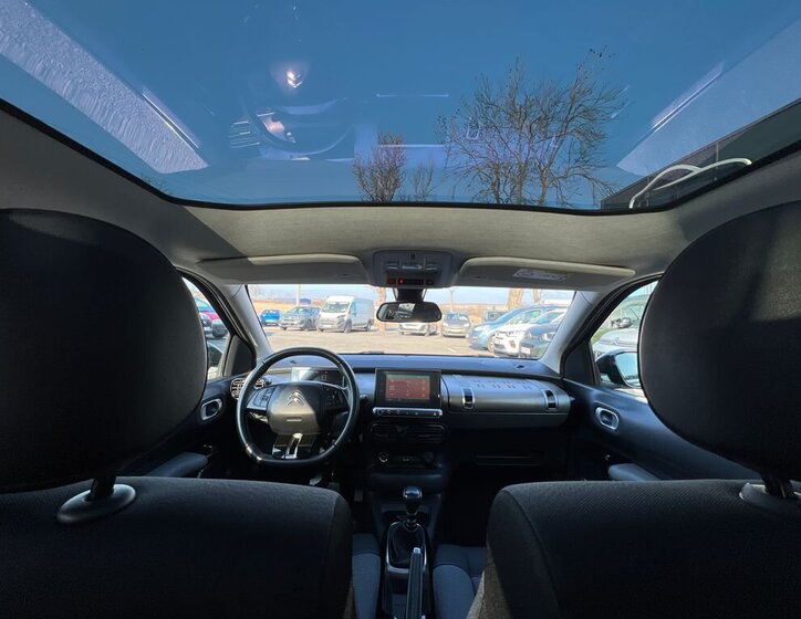 Citroën C4 Cactus Hatchback 1,2 l 96 kw