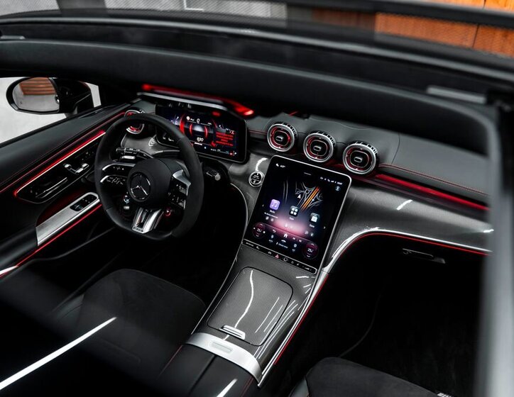 Mercedes-Benz Ostatní Kupé 0,0 330 kw