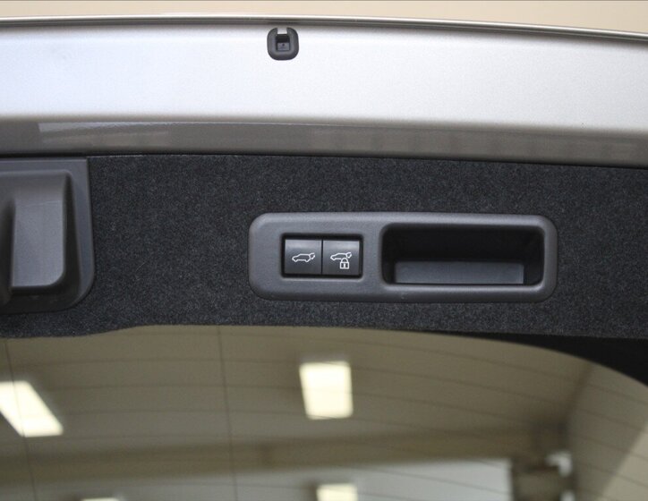 Lexus RX SUV / Terénní 2,0 l 175 kw