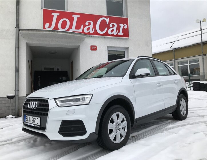 Audi Q3 5
