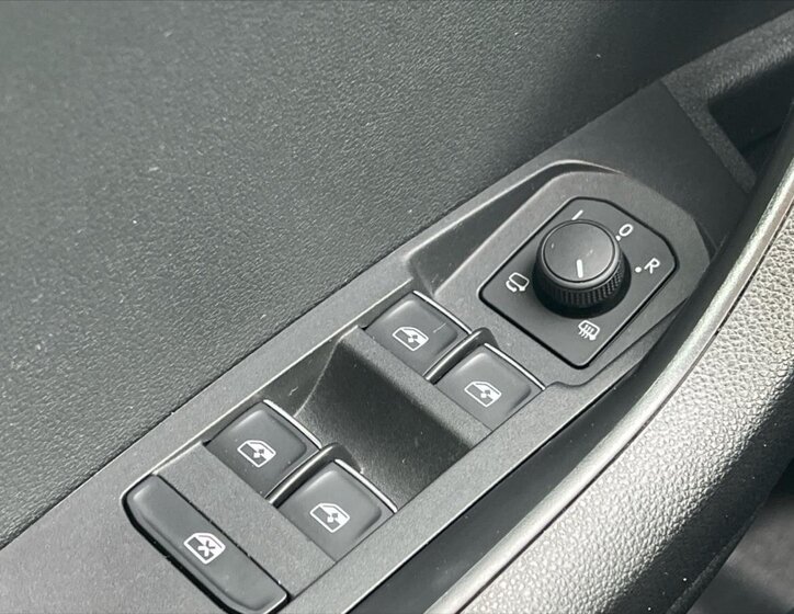 Škoda Karoq Kombi 1,5 l 110 kw