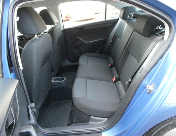 Škoda Rapid Liftback 1,2 l 63 kw