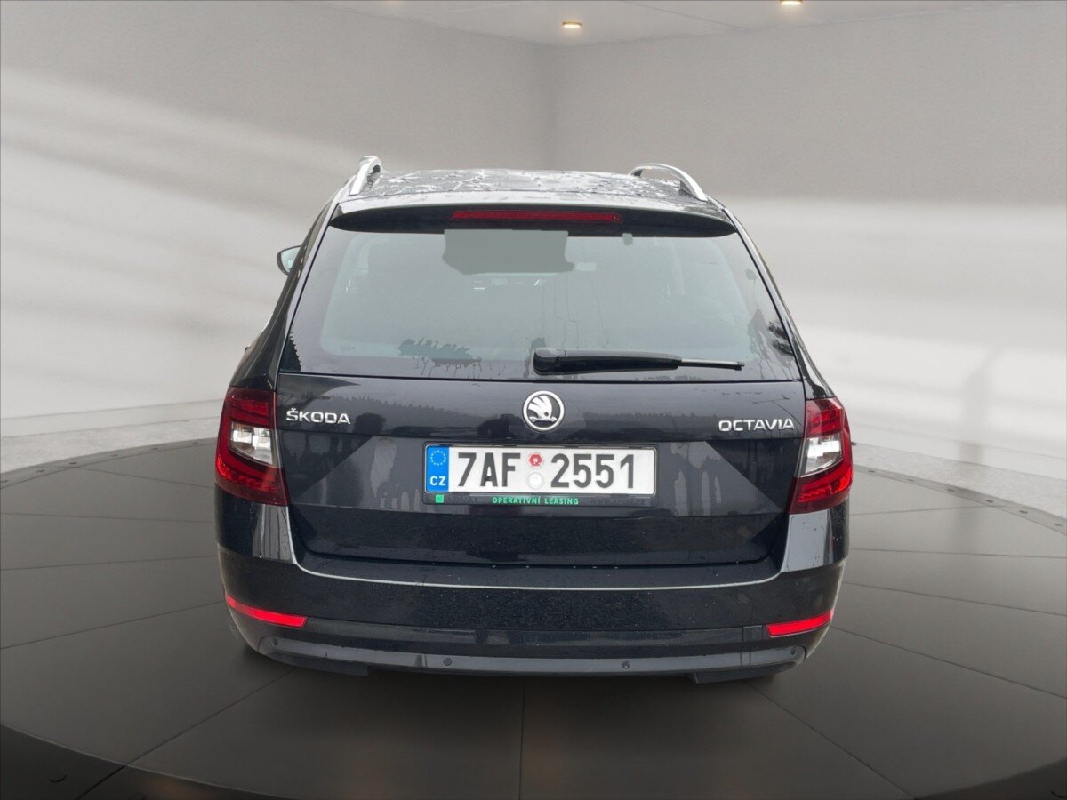 Škoda Octavia Kombi 2,0 l 110 kw