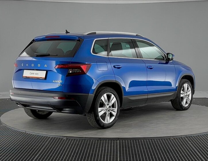 Škoda Karoq SUV / Terénní 1,5 l 110 kw
