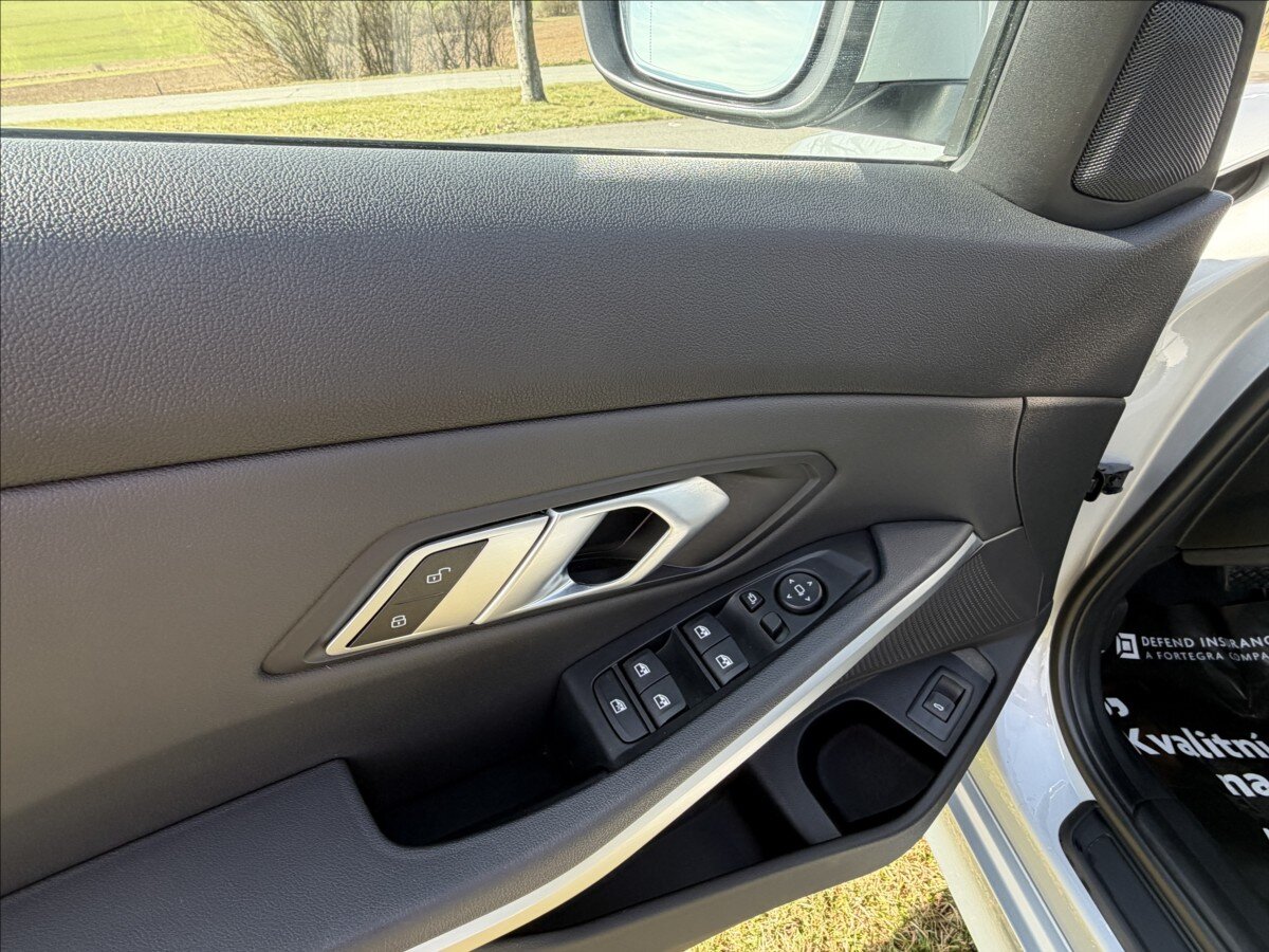 BMW Řada 3 Kombi 2,0 l 120 kw